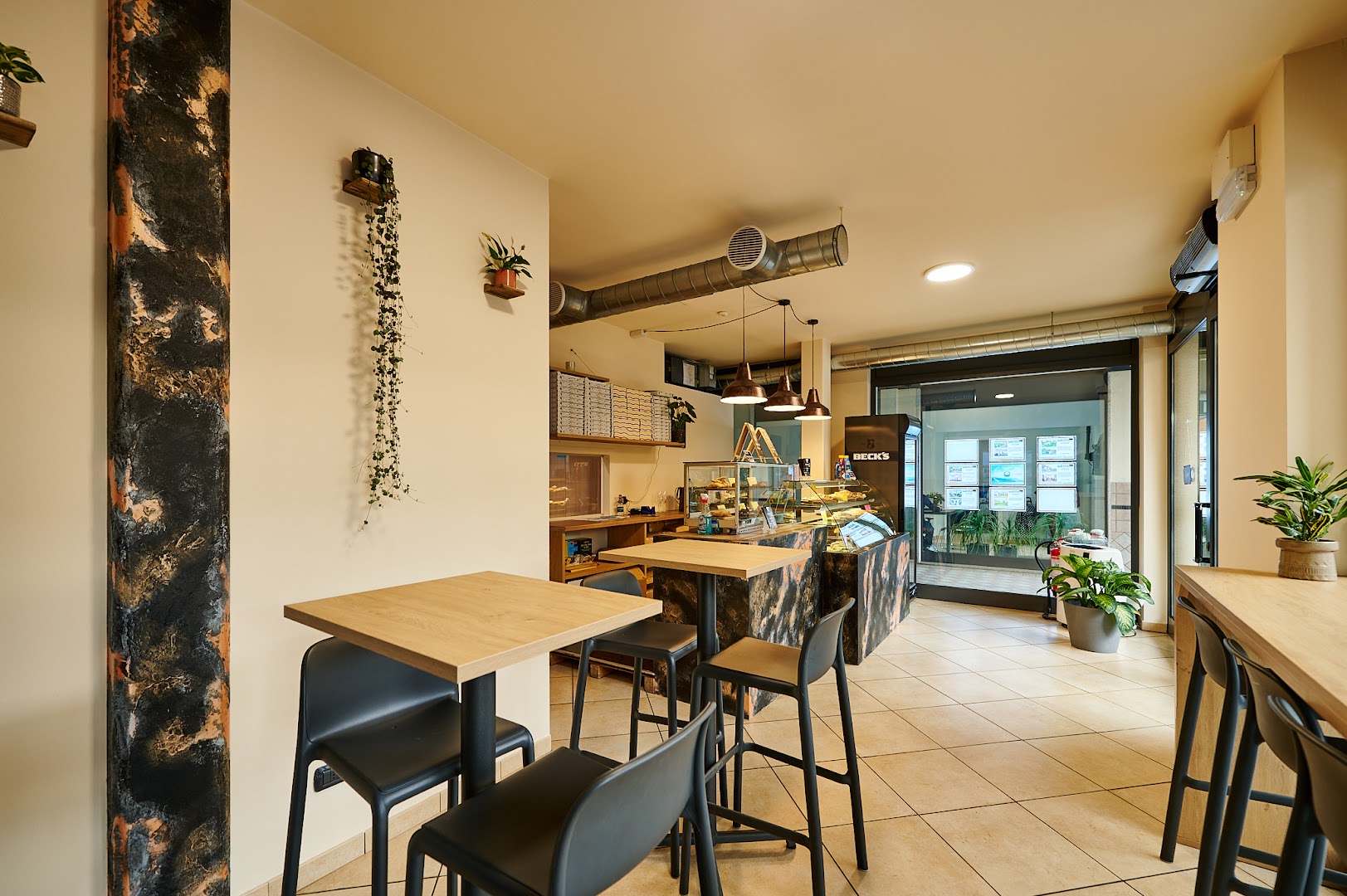 L'Oltrepizza 2 - LA PANUOZZERIA - Laveno · Foto 4